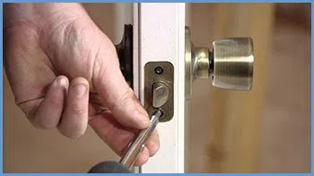 State Locksmith Services Dayton, NJ 732-305-2559 - 6-lock-change